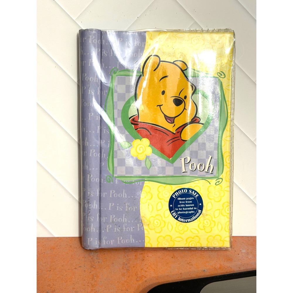 Disney Winnie the Pooh Photo Album Vtg UR1 International Yellow Purple Spiral